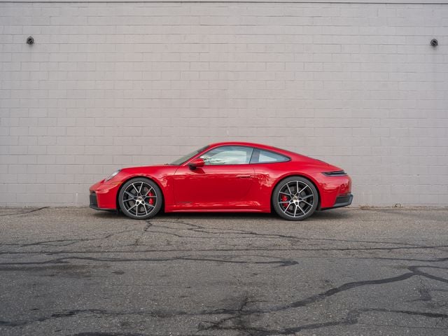 2025 Porsche 911 Carrera GTS