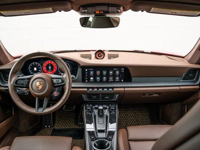 2025 Porsche 911 Carrera GTS