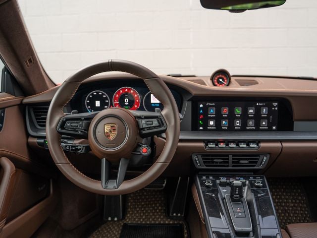 2025 Porsche 911 Carrera GTS