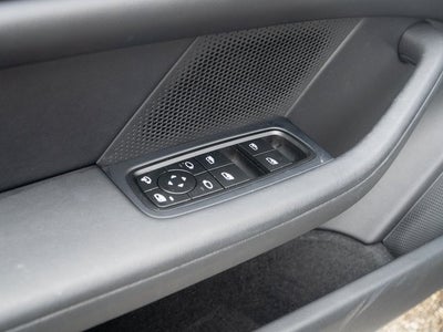 2025 Porsche Taycan 4S