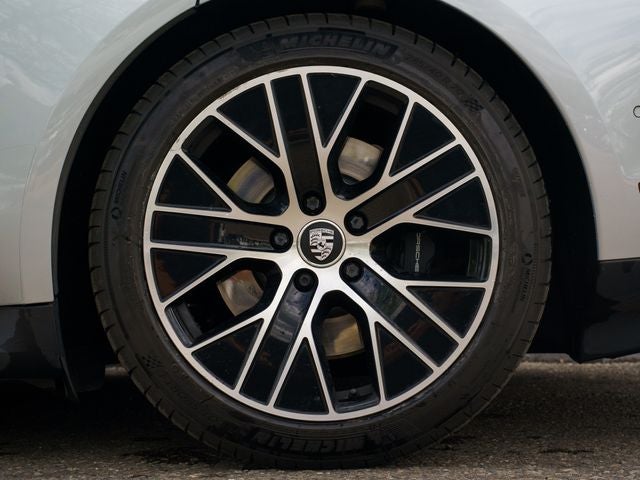 2020 Porsche Taycan Turbo