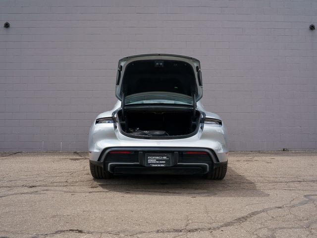 2020 Porsche Taycan Turbo