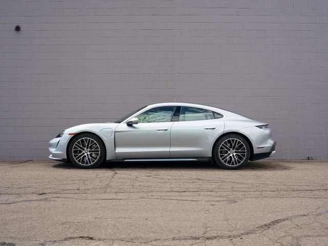 2020 Porsche Taycan Turbo