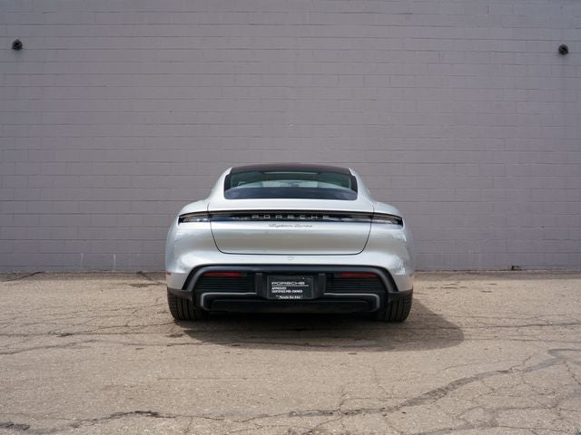 2020 Porsche Taycan Turbo