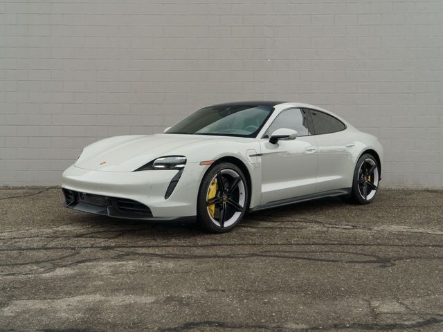 2022 Porsche Taycan Turbo S
