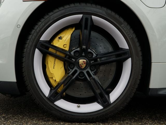 2022 Porsche Taycan Turbo S