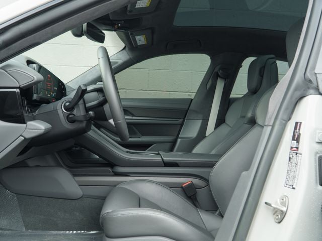 2022 Porsche Taycan Turbo S