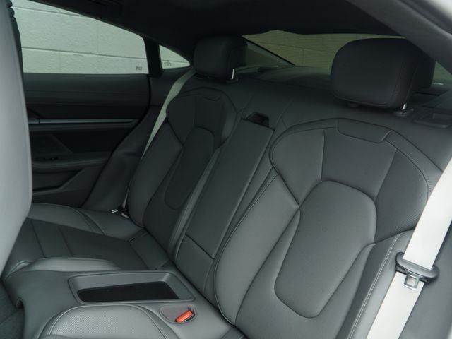 2022 Porsche Taycan Turbo S