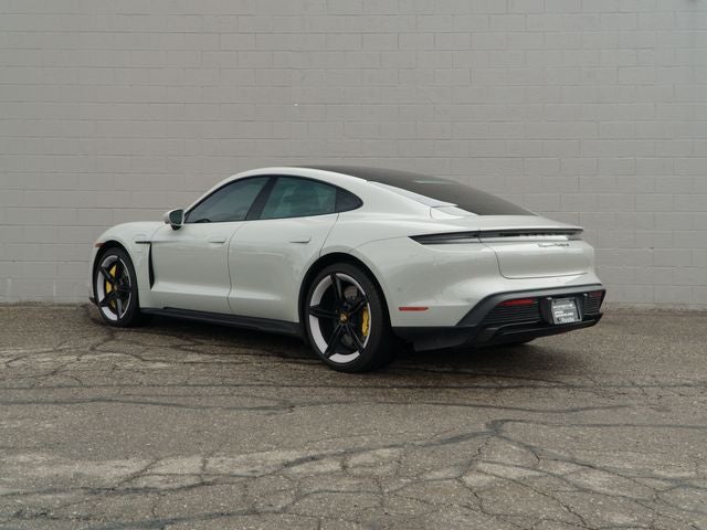 2022 Porsche Taycan Turbo S