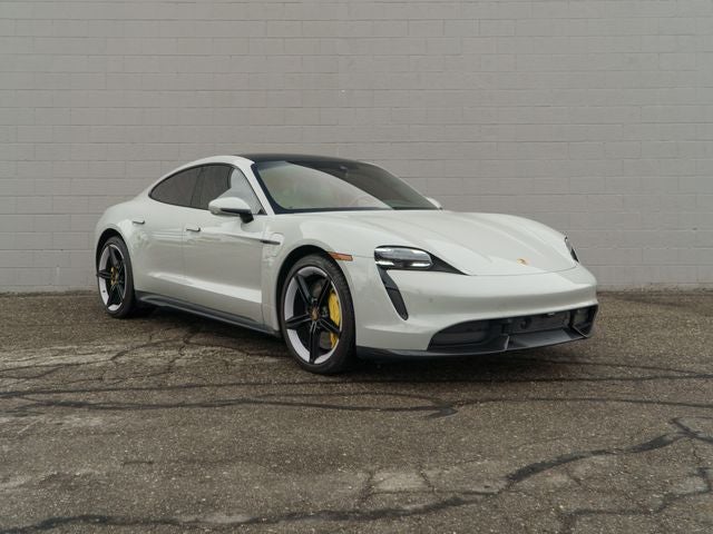 2022 Porsche Taycan Turbo S
