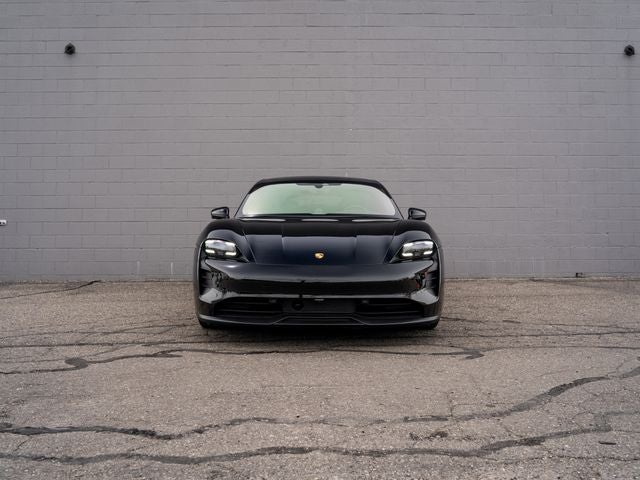 2022 Porsche Taycan GTS