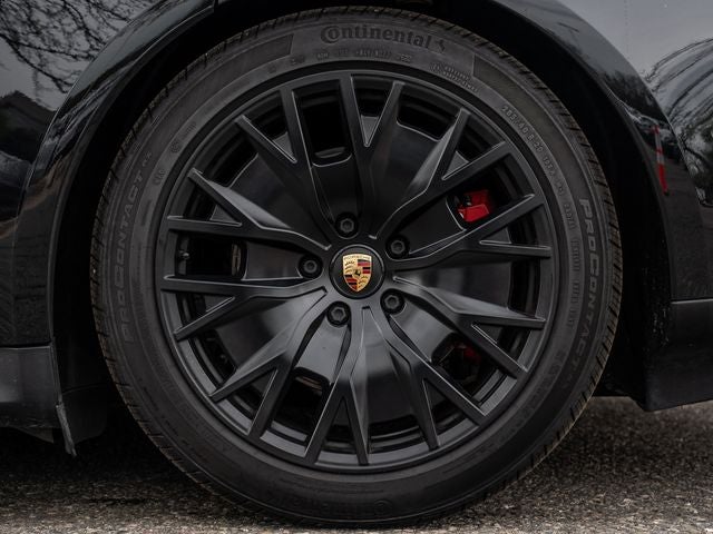 2022 Porsche Taycan GTS