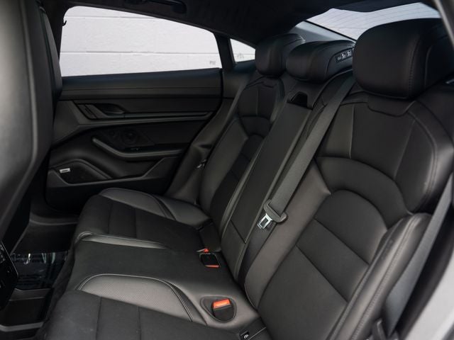 2022 Porsche Taycan GTS