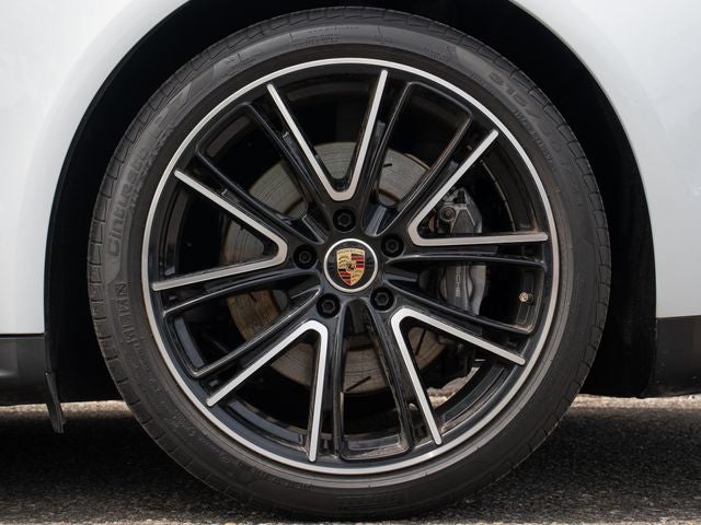 2022 Porsche Panamera 4
