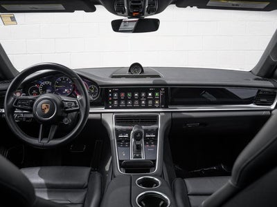 2022 Porsche Panamera 4