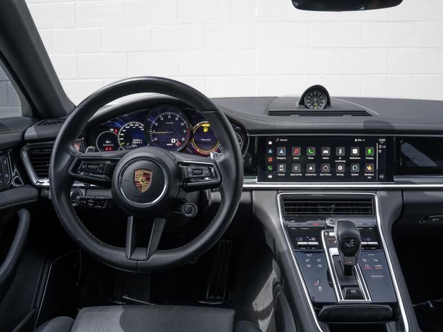 2022 Porsche Panamera 4