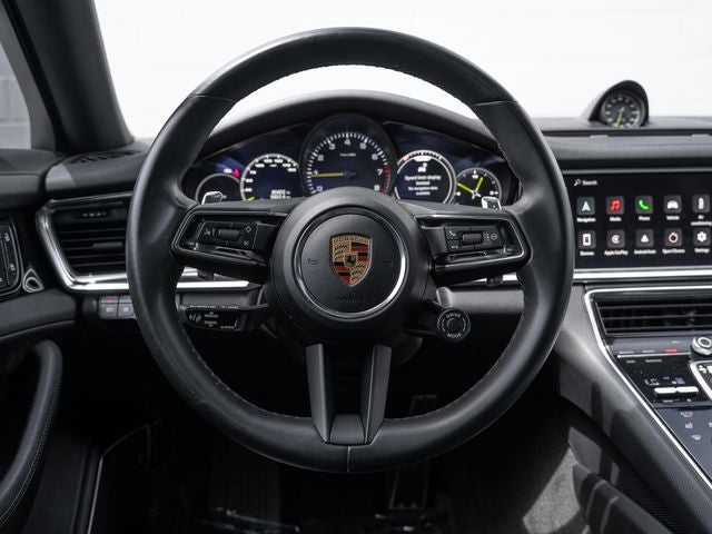 2022 Porsche Panamera 4