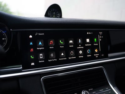 2022 Porsche Panamera 4