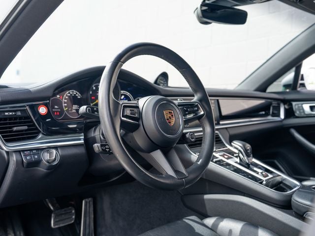 2022 Porsche Panamera 4
