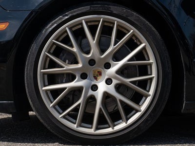 2020 Porsche Panamera 4
