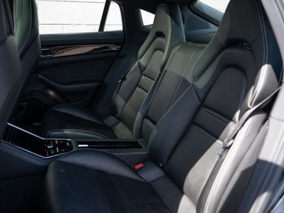 2020 Porsche Panamera 4