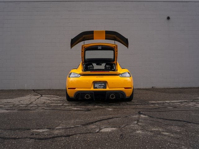 2024 Porsche 718 Cayman GT4 RS