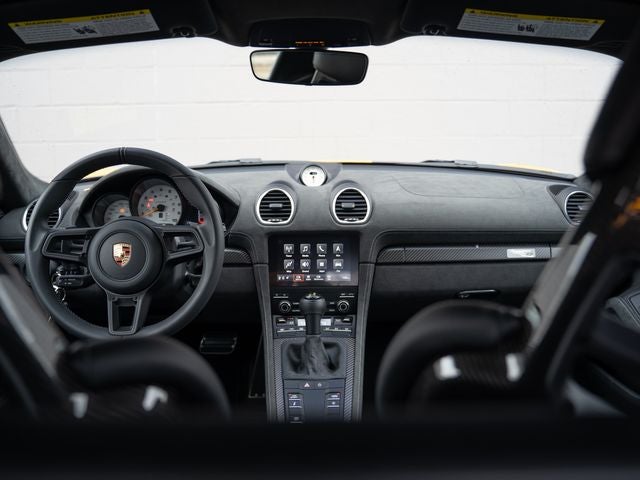 2024 Porsche 718 Cayman GT4 RS