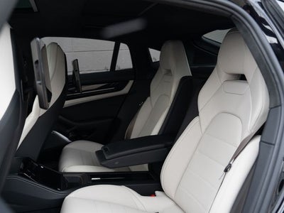 2026 Porsche Panamera Turbo