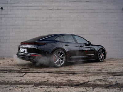 2026 Porsche Panamera Turbo