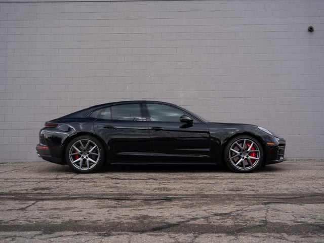 2026 Porsche Panamera Turbo