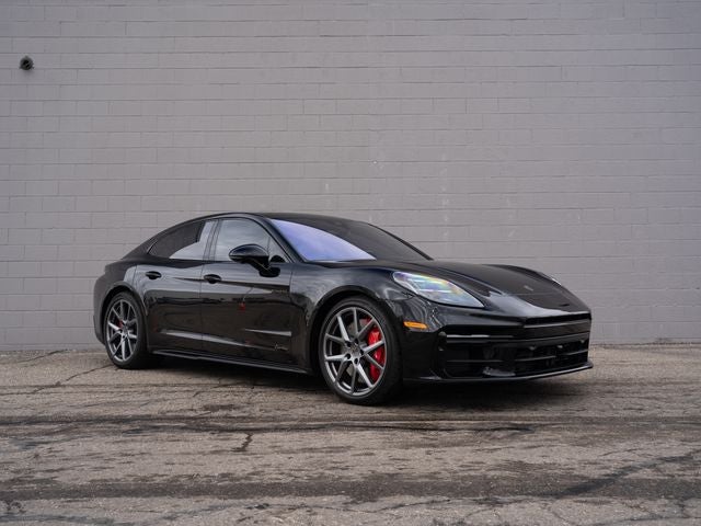 2026 Porsche Panamera Turbo