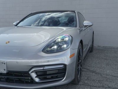 2022 Porsche Panamera GTS