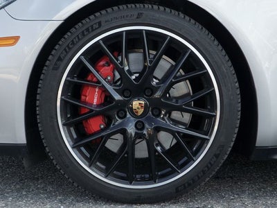 2022 Porsche Panamera GTS