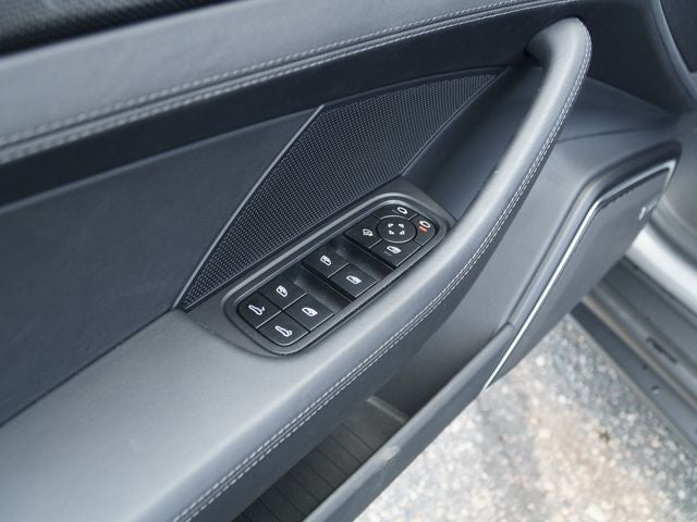 2022 Porsche Panamera GTS