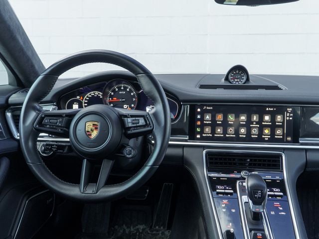 2022 Porsche Panamera GTS