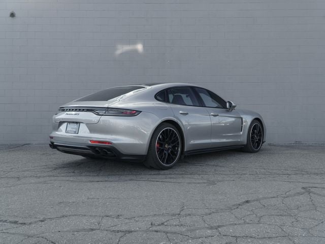2022 Porsche Panamera GTS