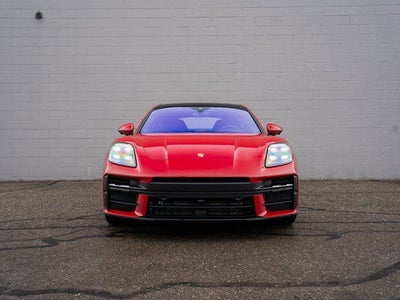 2025 Porsche Panamera GTS