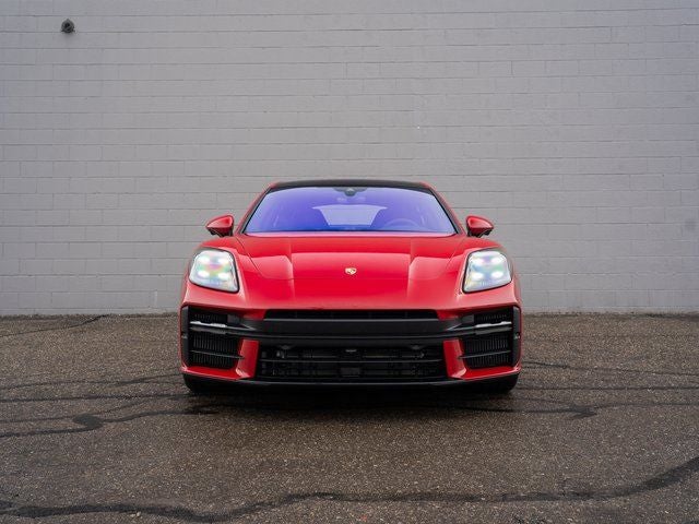 2025 Porsche Panamera GTS