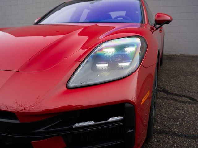 2025 Porsche Panamera GTS