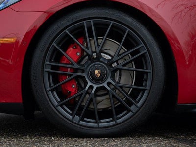 2025 Porsche Panamera GTS