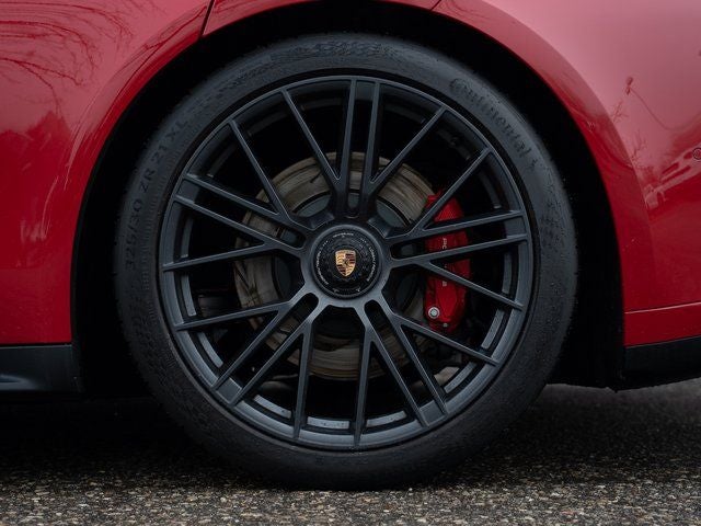 2025 Porsche Panamera GTS