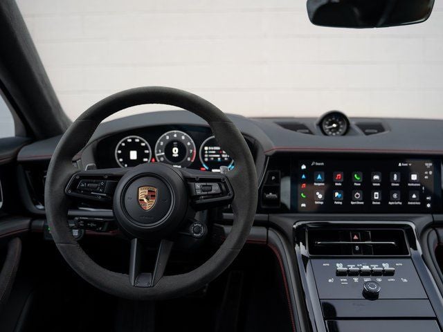 2025 Porsche Panamera GTS