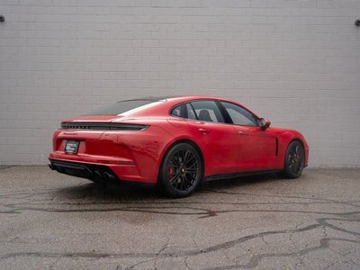 2025 Porsche Panamera GTS