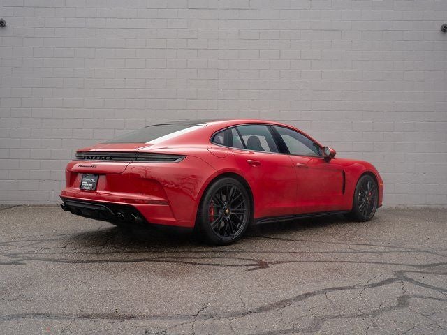 2025 Porsche Panamera GTS