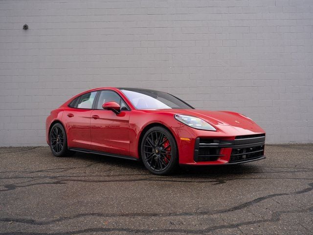 2025 Porsche Panamera GTS