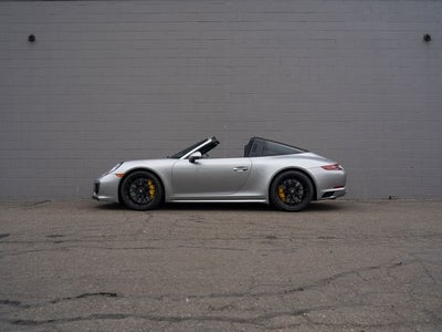 2018 Porsche 911 Targa 4 GTS