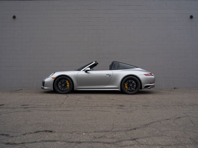 2018 Porsche 911 Targa 4 GTS