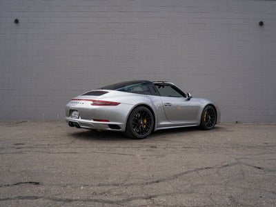 2018 Porsche 911 Targa 4 GTS
