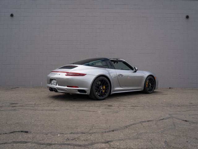 2018 Porsche 911 Targa 4 GTS