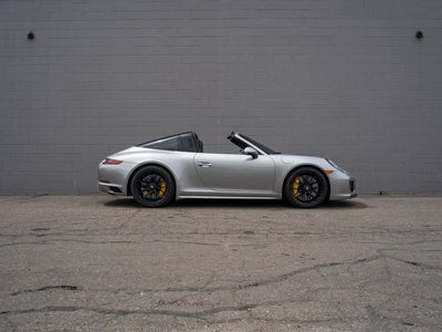 2018 Porsche 911 Targa 4 GTS